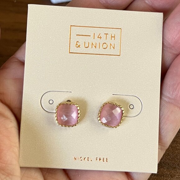 Nordstrom Rack 14th & Union Square Crystal Stud Earrings NEW - Picture 2 of 4